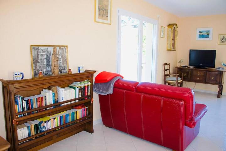 Location de vacances pour 7 personnes, avec vue et jardin, animaux acceptés dans Plage des Sables Blancs - 3