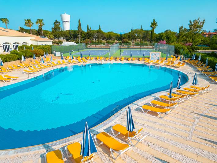 Ferienwohnung für 7 Personen, mit Balkon und Garten sowie Pool in Portimão - 3