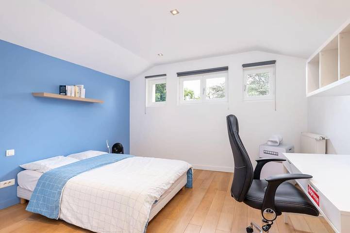 Location de vacances pour 14 personnes, avec jardin à Champagne-au-Mont-d'Or - 4