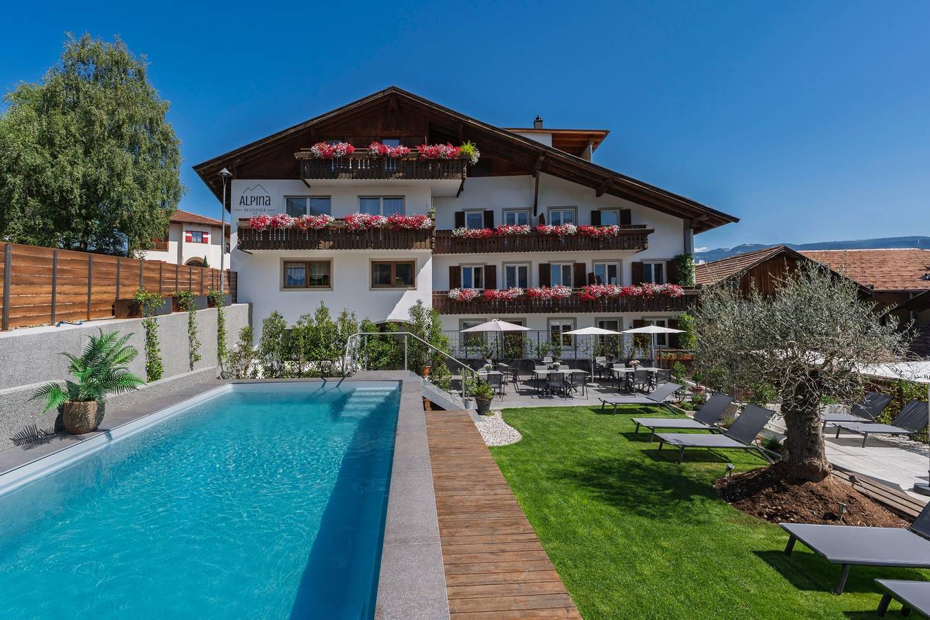Entire apartment, Apartment 'Residence Alpina - Comfort Nr. 2' with Mountain View & Wi-Fi in Tisens, Nonsberg Group