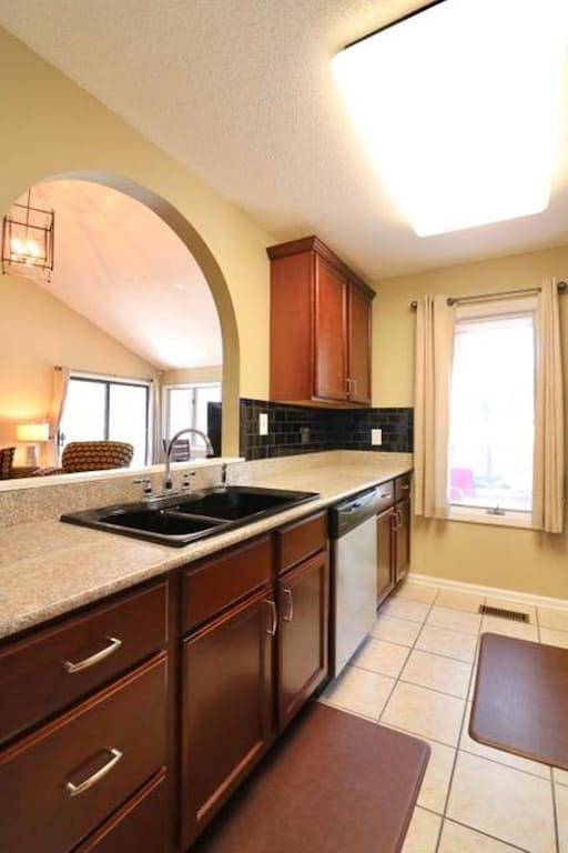 Birdie House located off Pinehurst #6. Whole house near 39 golf courses. in Pinehurst, Moore County