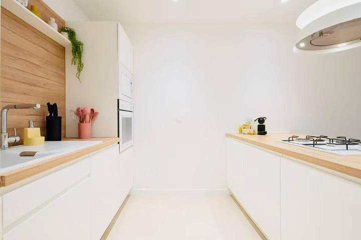 Gîte pour 4 personnes, avec jardin à Thoiry (Ain) - 2