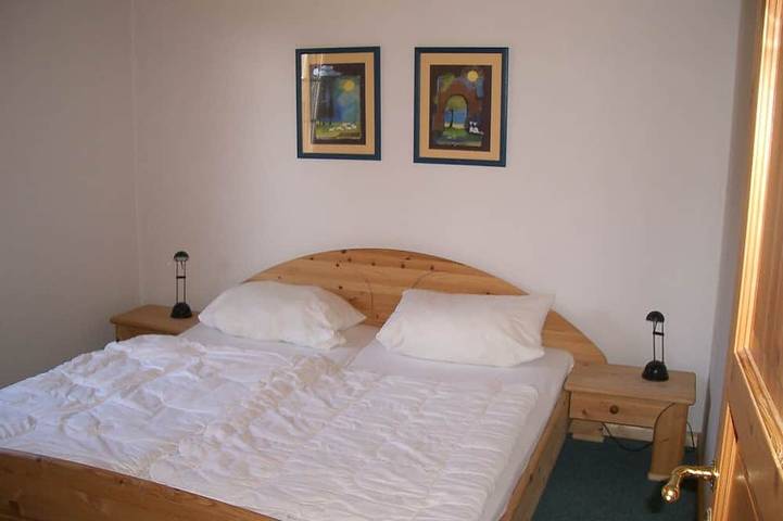 Ferienhaus für 6 Personen, mit Terrasse in Userin - 2