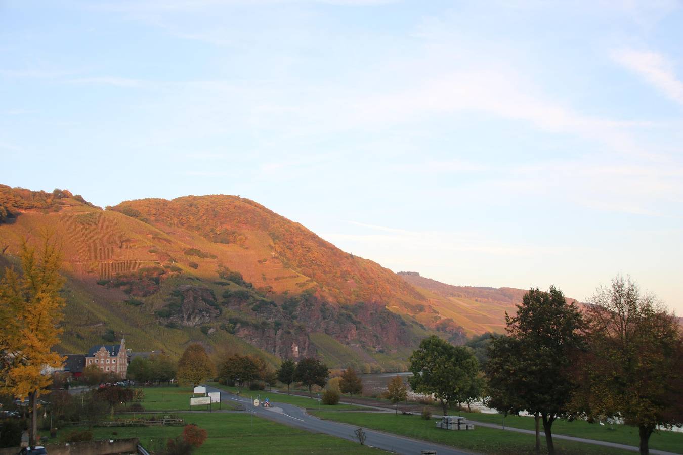 Entire holiday apartment, Ferienwohnung 1 in Ürzig, Bernkastel-Kues region