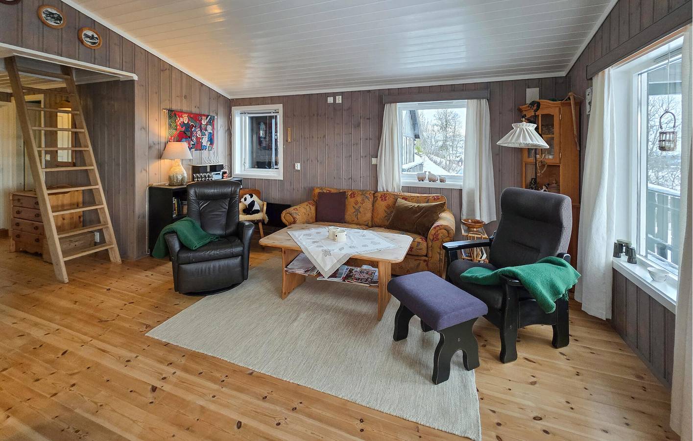 Ferienhaus für 10 Personen mit Garten in Vinje