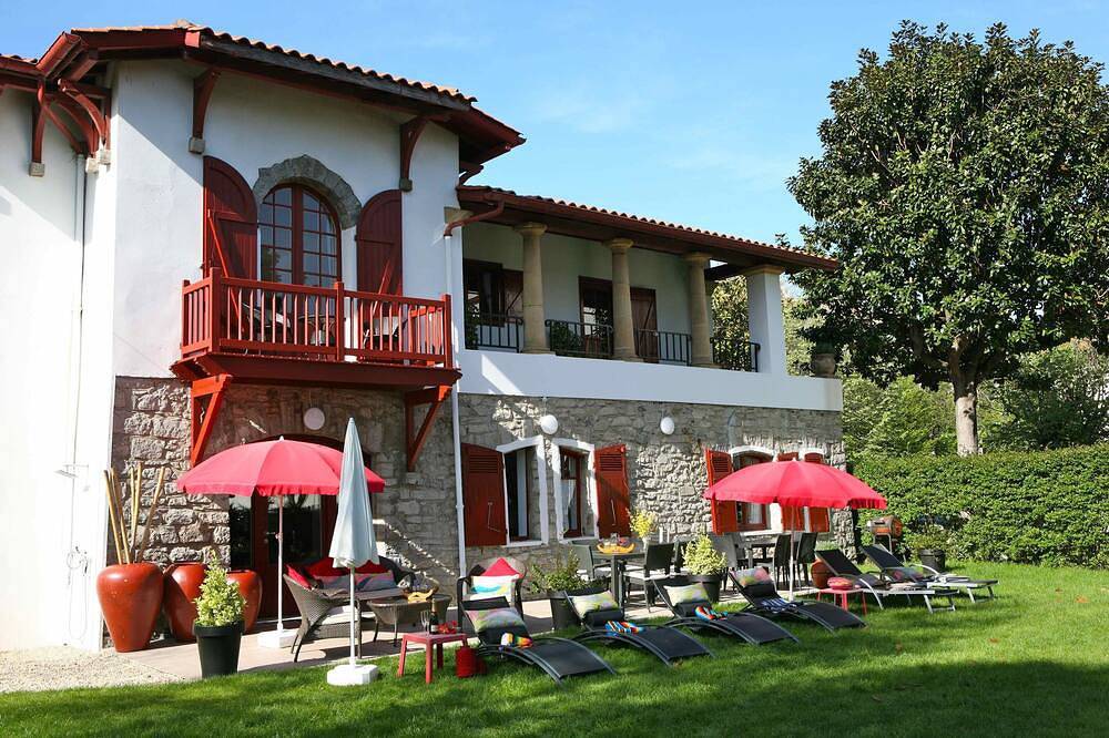 Charmantes Haus 4****, 300 m vom Strand entfernt, mit Blick auf Bucht, Garte in Hendaye, Bayonne und Umgebung