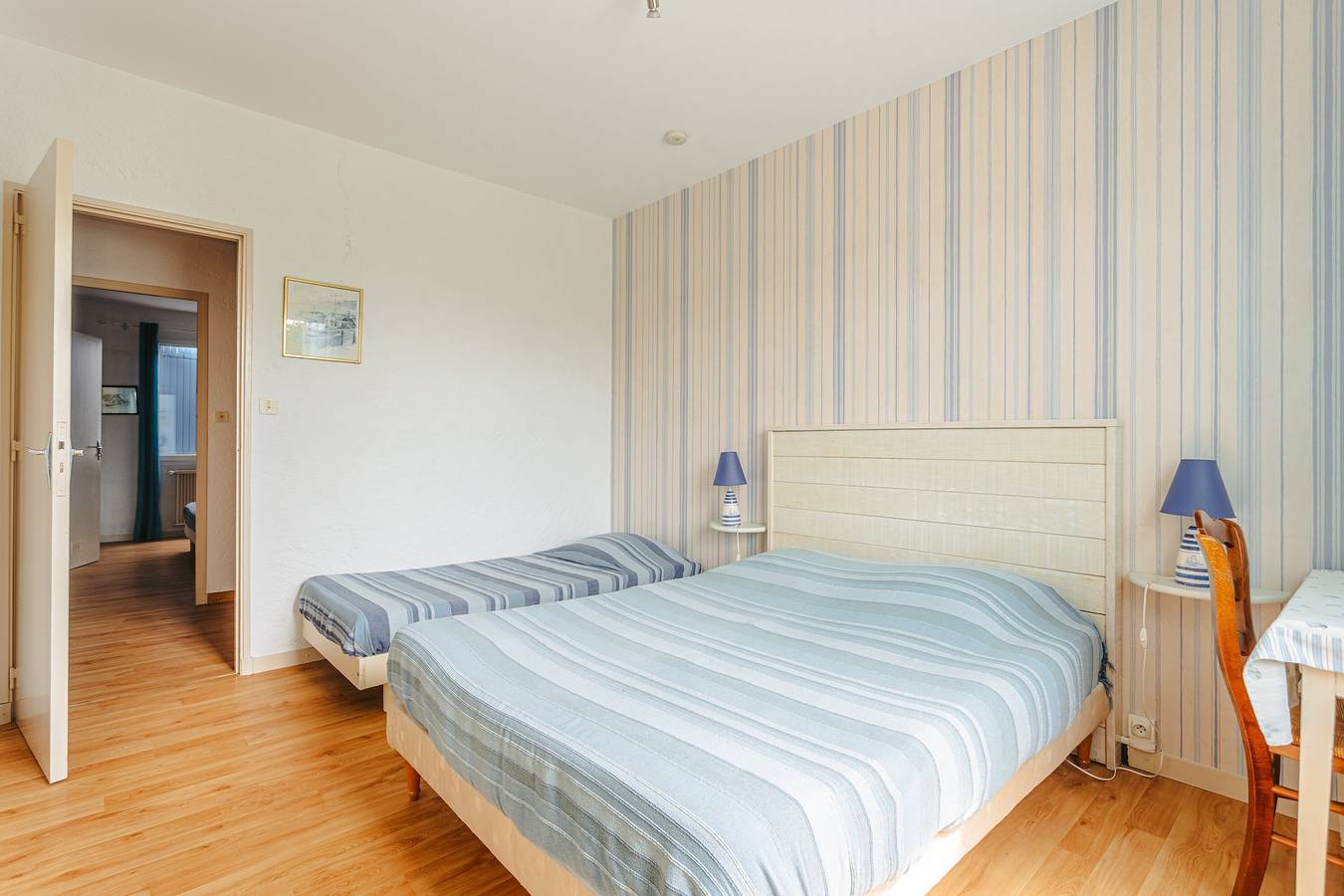 Chambre d'hôtes 'Le Grillon' avec terrasse partagée, jardin partagé et Wi-Fi in La Brée-les-Bains, Côte de Beauté