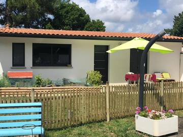Villa pour 2 personnes, avec jardin ainsi que piscine et terrasse à Gujan-Mestras
