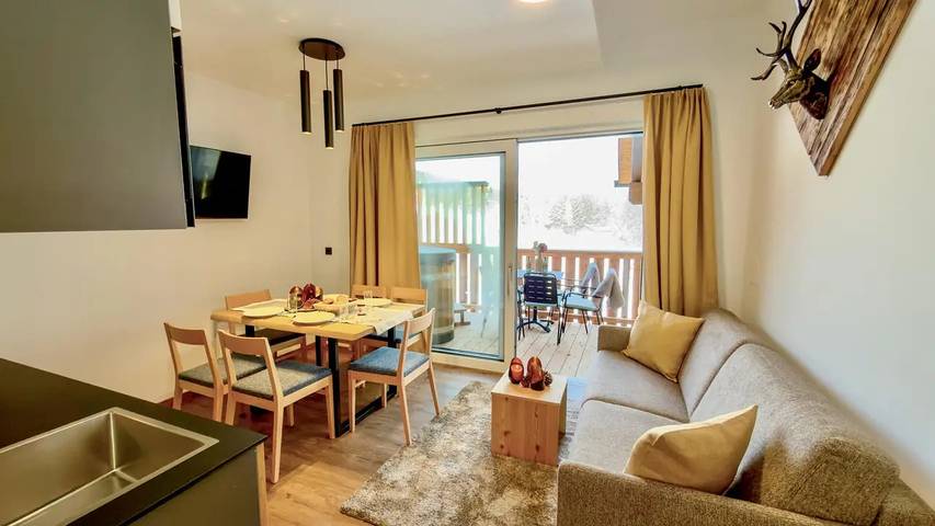 Ferienwohnung für 7 Personen, mit Sauna und Terrasse in Weißpriach