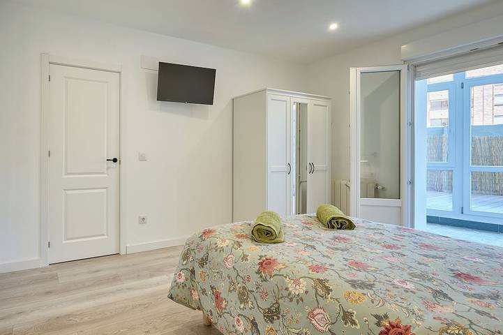Ganze Wohnung, Casita Mela – Apt. für 8 mit Terrasse in Logroño in Logroño, La Rioja Provinz