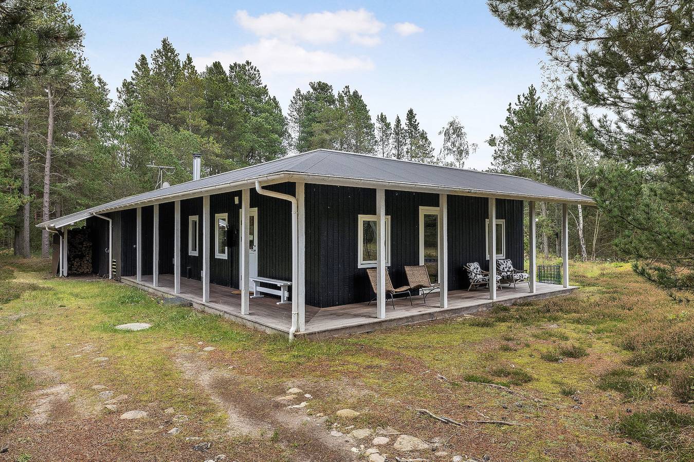 Skønt sommerhus med idyllisk skovbeliggenhed in Als Odde, Hadsund