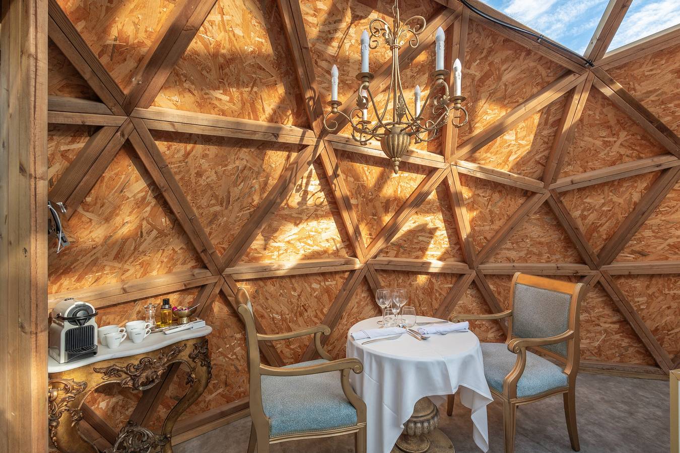 Apartamento entero, Apartamento 'Suite Atrium Bubble' con Terraza Privada, Wi-Fi y Aire Acondicionado in Canyelles (Barcelona), Garraf