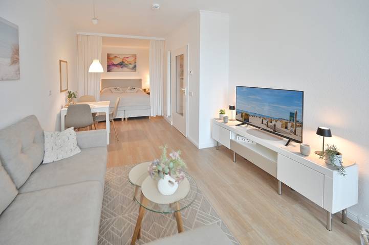 Ferienwohnung für 3 Personen, mit Balkon und Seeblick in Kellenhusen