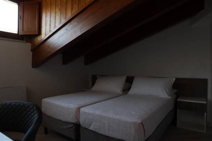 Gîte pour 13 personnes, avec jardin ainsi que jacuzzi et sauna, animaux acceptés dans Molise - 3