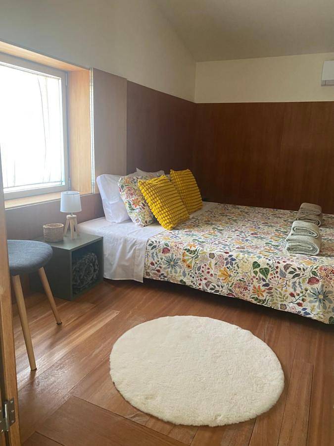 Location de vacances pour 5 personnes, avec vue ainsi que jardin et piscine dans Santa Marinha do Zêzere - 4