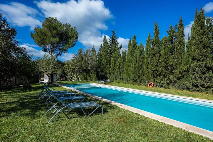 Apartamento para 4 personas, con Jardín y Piscina para niños en San Lorenzo de Cardessar