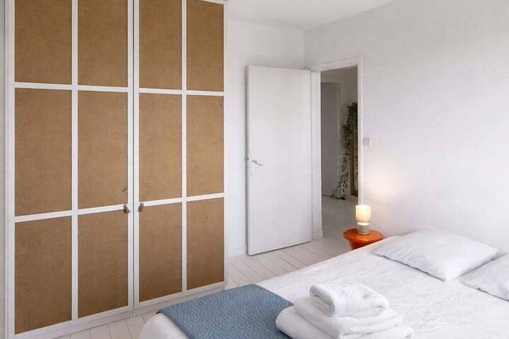 Appartement entier, Cocon moderne avec jardin privatif – Tours in Tours, Région de Tours