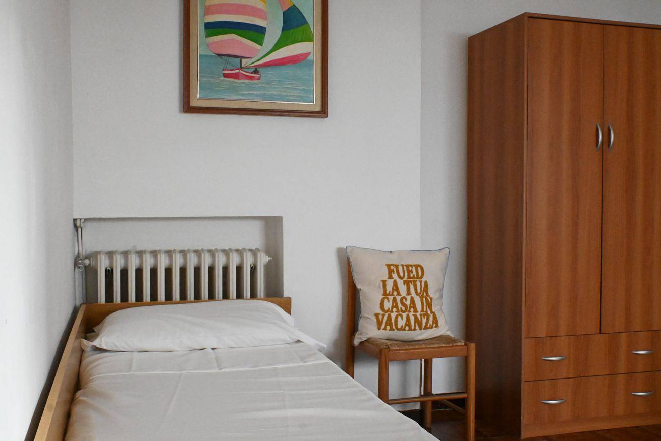 Ganze Wohnung, M151 - Marcelli, three-room apartment directly on the beach  in Marcelli, Riviera del Conero