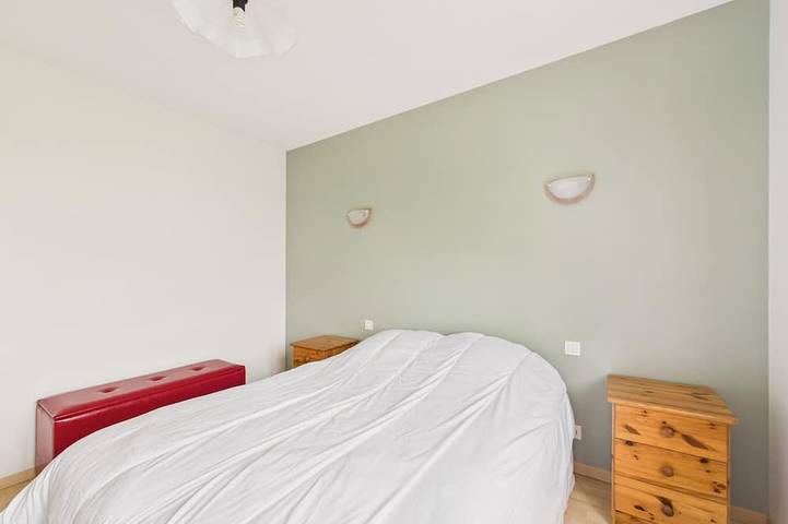 Gîte pour 6 personnes, avec piscine ainsi que terrasse et jardin à Commequiers - 4