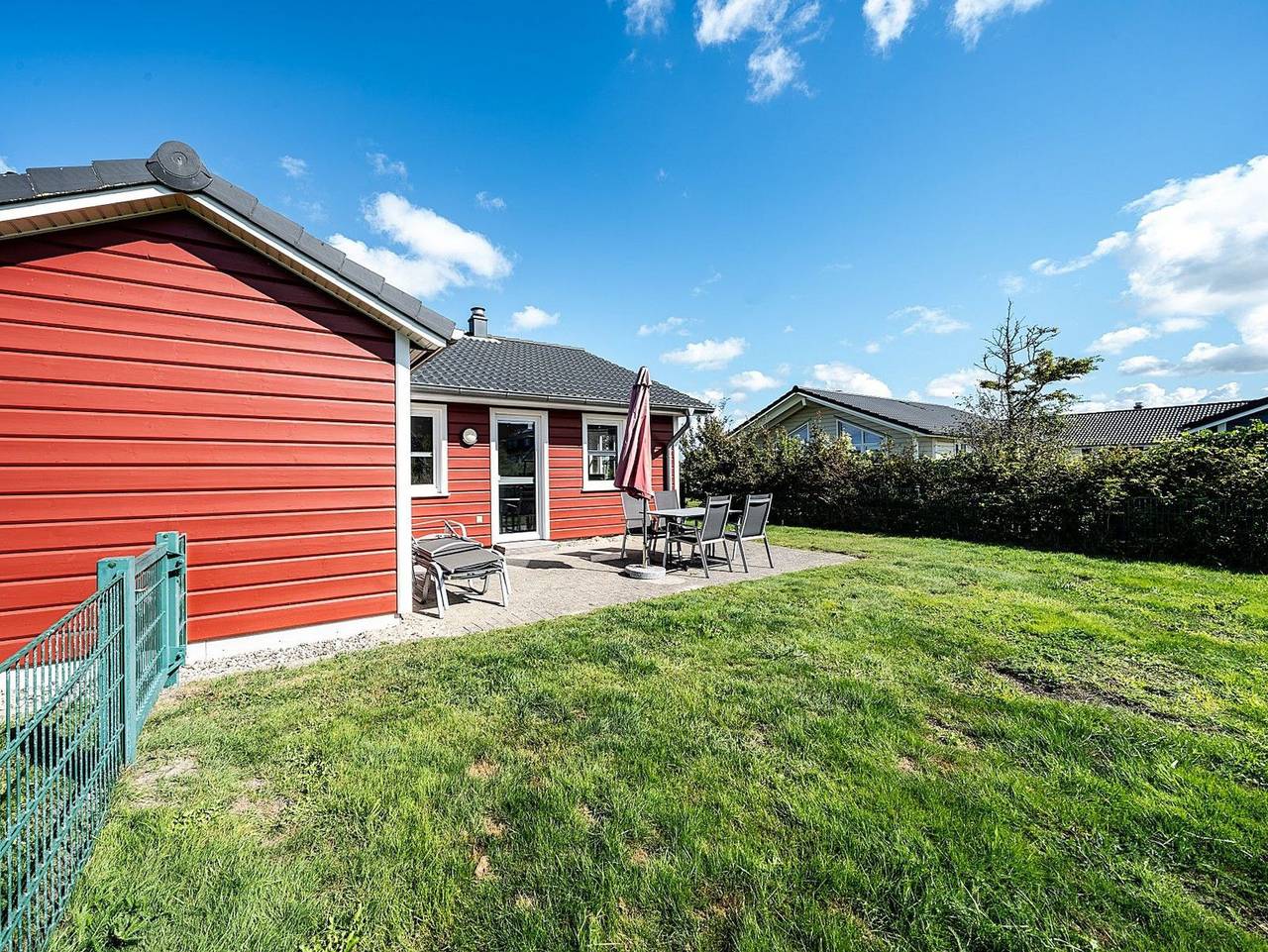 Ganze Ferienwohnung, Strandkorb 6a - Gemütliches Nordseehaus für Zwei - Kompakte Doppelhaushälfte mit Kamin (Ht in Dagebüll, Nordseeküste