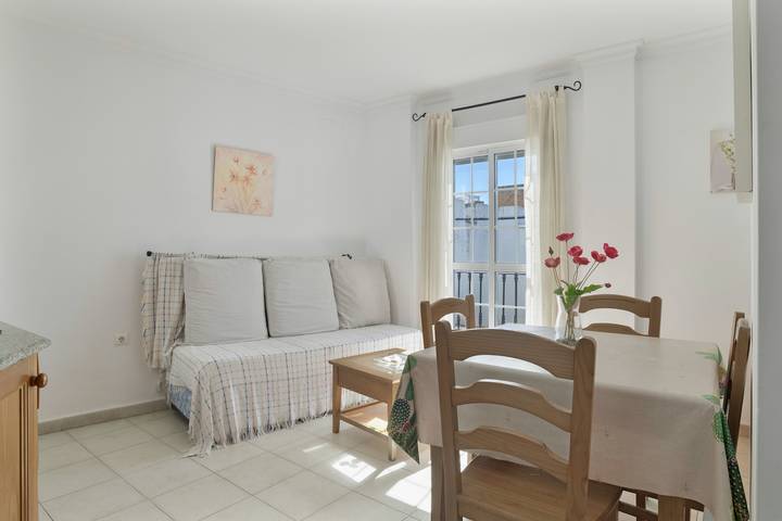 Entire apartment, Apartment 'Doña Alba 2' with Sea View, Shared Terrace and Balcony in Conil de la Frontera, Costa de la Luz