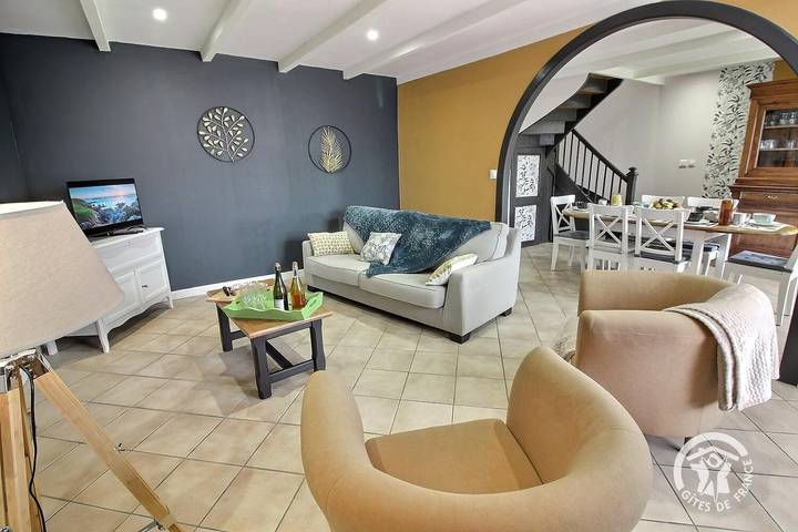 Gîte pour 6 personnes, avec terrasse et jardin à Ploubazlanec - 4