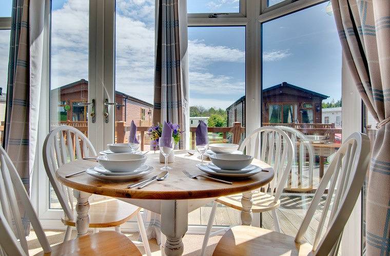 Stunning 3-Bed Hot Tub Lodge, Northumberland in Northumberland