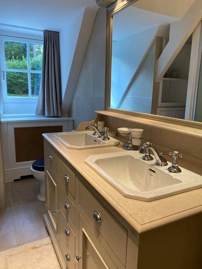 Location de vacances pour 15 personnes, avec Terrasse et Jardin ainsi que Piscine et Vue à Dinant - 4