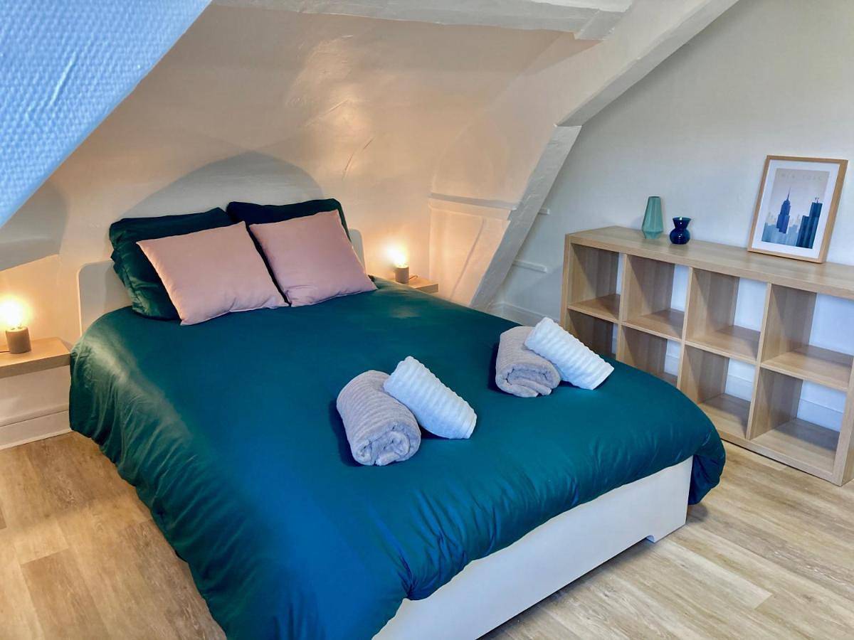 Appartement entier, One-Bedroom Apartment in Évreux, Région d'Évreux