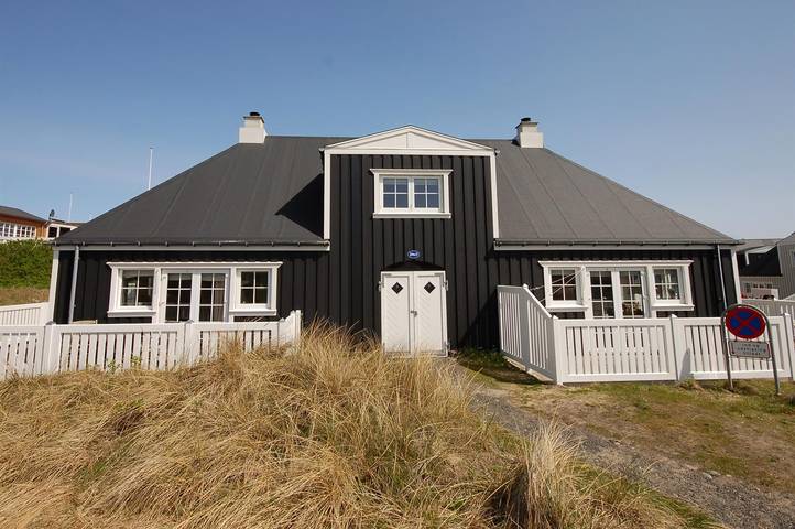 Ferielejlighed for 6 personer, med sauna og terrasse samt jacuzzi i Søndervig