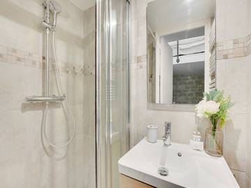 Appartement De Vacances pour 2 Personnes dans Le Kremlin-Bicêtre, Val-de-Marne, Photo 4