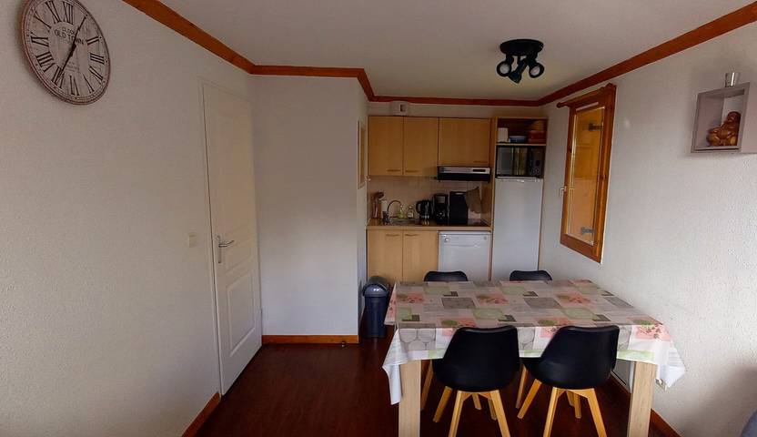 Gîte pour 6 personnes, avec bassin pour enfant et balcon, adapté aux familles dans Lac des Hermines - 3
