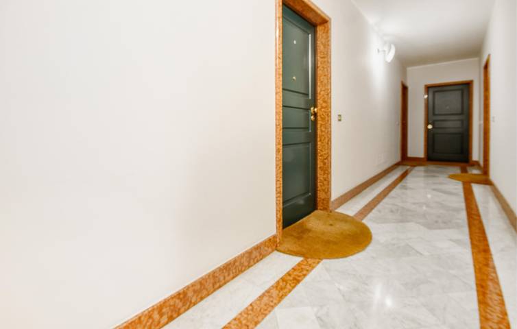 Appartamento intero, Appartamento A/C fronte spiaggia con terrazza e Internet in Bagni Marina, Recco