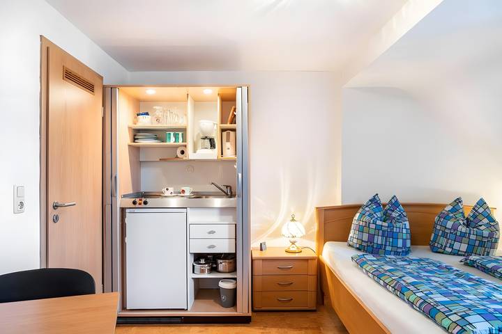 Studio für 2 Personen, mit Garten in Gersfeld