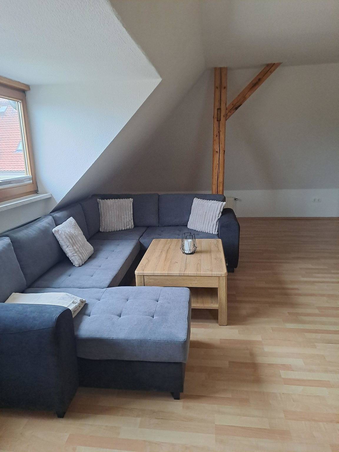 Apartamento vacacional entero, Apartamento de vacaciones para 6 personas con balcón in Halberstadt, Magdeburg Börde