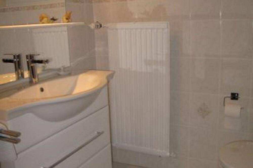 Ganze Wohnung, Studio, Du/ Wc, Wohn-/Schlaf. - Haus Anna in Saarlouis, Saargau