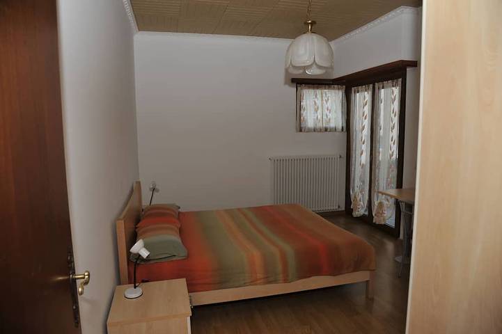 Ferienwohnung für 4 Personen, mit Balkon in Brezzo di Bedero - 2