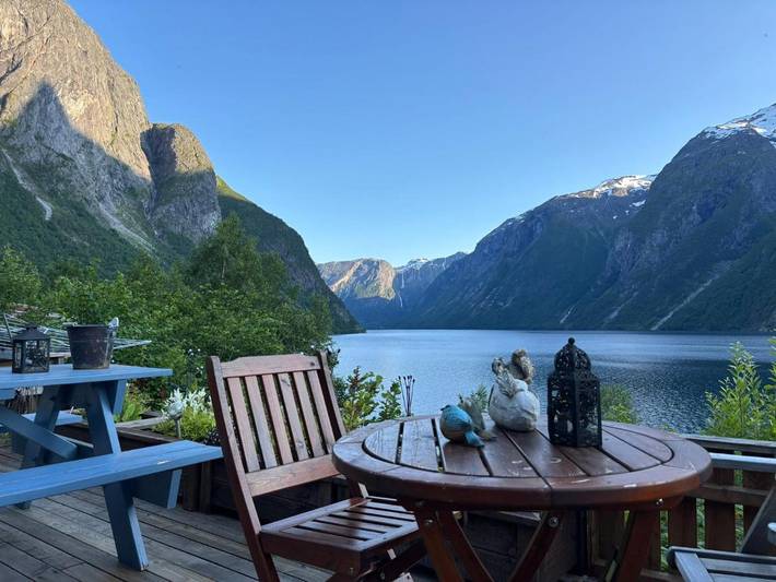 Camping para 3 pessoas, com Varanda e Terraço e ainda Jardim and Vista para o lago em Noruega