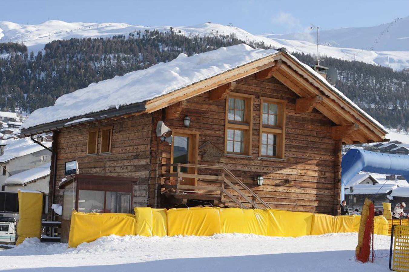Appartement entier, Appartement 'Chalet Galli Trilocale' avec vue montagne, jardin commun et Wi-Fi in Livigno (Town), Livigno