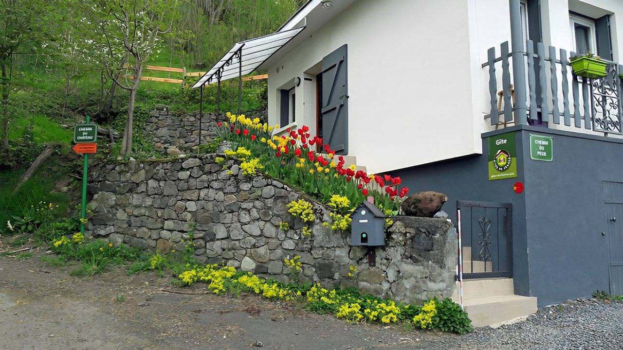 Gîte Le Pigeonnier in Chambon-sur-Lac, Parc naturel régional des Volcans d'Auvergne