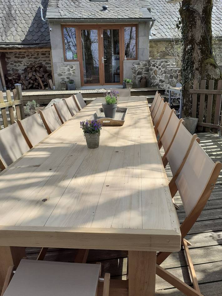 La Trouverie - Room 1: Guest Room with Shared Terrace, Garden & Wi-Fi in Laqueuille, Volcans d'Auvergne Regional Nature Park