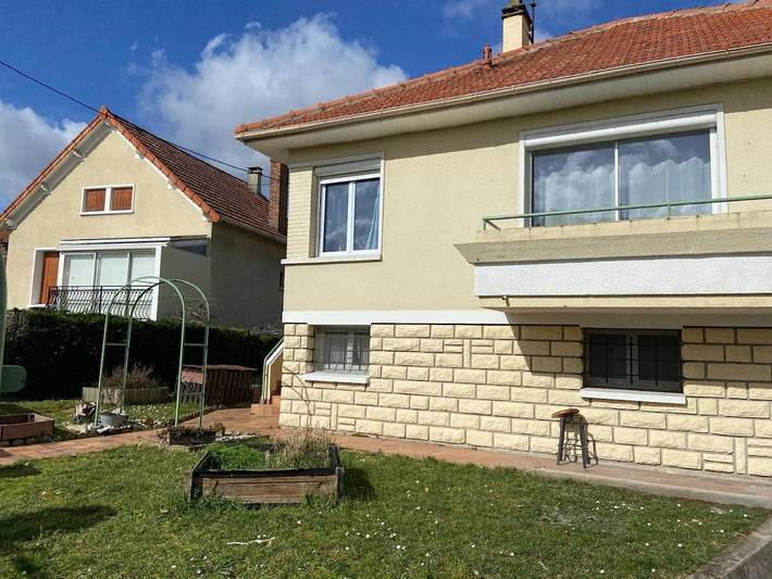 Location de vacances pour 8 personnes, avec balcon à Brétigny-sur-Orge