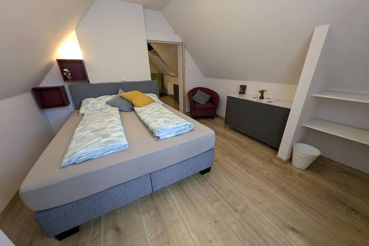 Grabenhansls Kellerstöckl, Dusche,Wc,3 Schlafräume - Ferienhaus Grabenhansl in Gemeinde Stubenberg, Steirerland