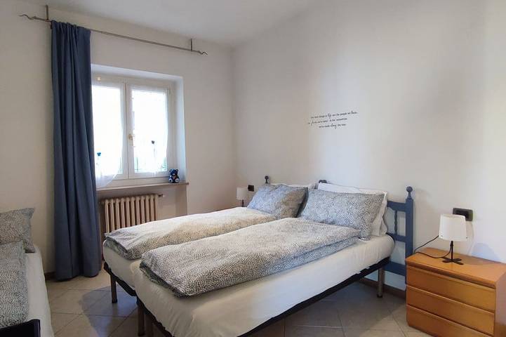 Ganze Wohnung, Ferienwohnung Elena mit Balkon und wunderschöne und geräumige Seeblick. in Brenzone, Gardasee-Berge