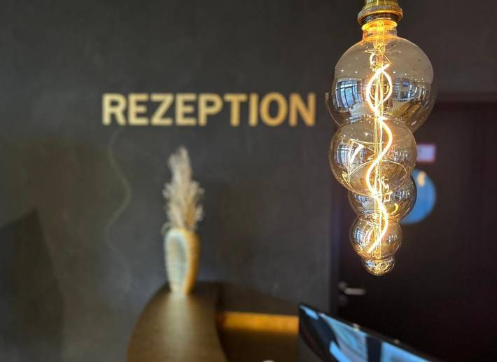Hotel für 2 Personen, mit Terrasse und Garten sowie Sauna in Büren