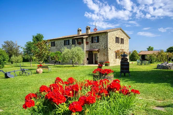 Appartamento vacanze per 5 persone, con giardino e panorama nonché piscina, con animali domestici - 1