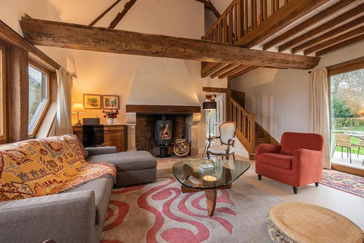 Location de vacances pour 10 personnes, avec jardin ainsi que piscine et terrasse dans Biéville-Quétiéville - 3