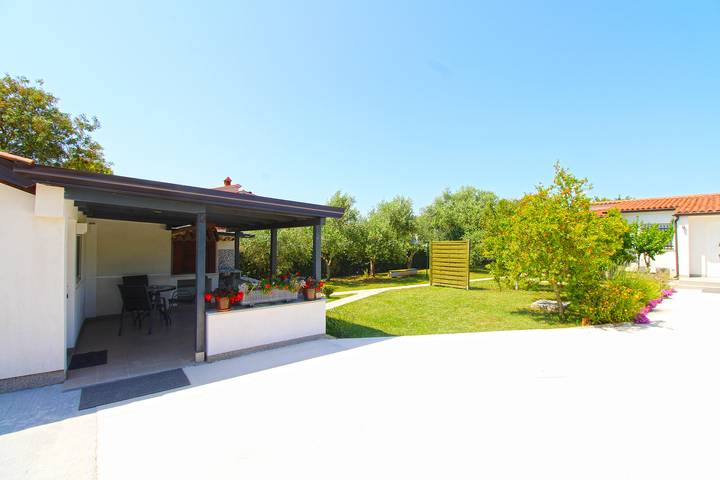 Ferienhaus für 3 Personen, mit Terrasse in Pula - 4