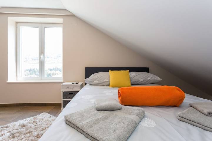 Appartement entier, Appartement moderne de trois chambres Ivana in Plaža Bellevue, Grad Dubrovnik