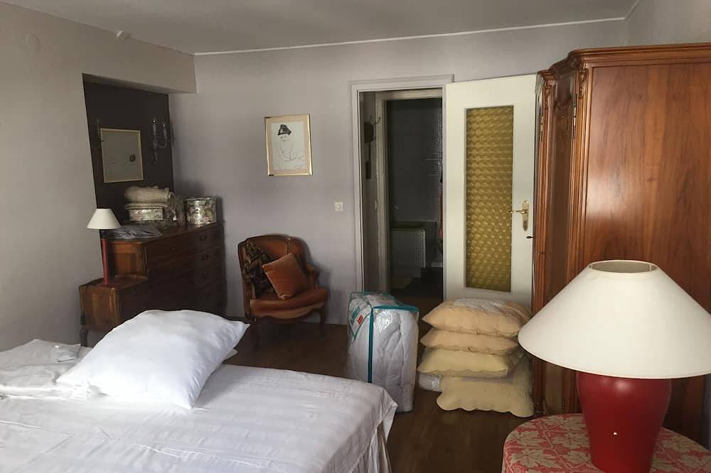 Apartamento entero, Hyper Center Of Saverne, opposite the Château des Rohan, opulent apartment for 4 people. in Saverne, Región de Saverne
